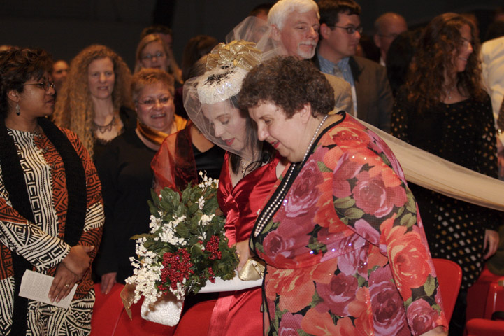 Carmen and Doris make an entrance