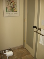 Downstairs bathroom (click to enlarge)